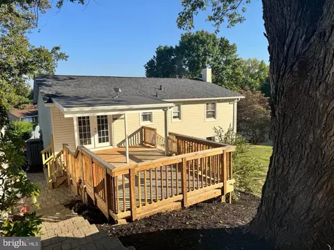 Exterior - 7291 Beechtree Ln, Middletown, MD 21769 photo 5 of 12