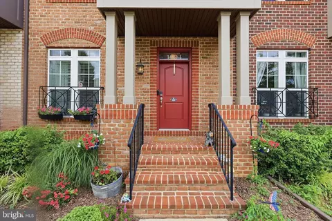 Exterior - 1004 Lindley Rd, Frederick, MD 21701 photo 1 of 4