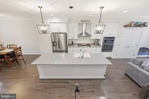 Entry Way - 1004 Lindley Rd, Frederick, MD 21701 photo 6 of 10