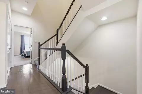 Entry Way - 1004 Lindley Rd, Frederick, MD 21701 photo 7 of 10