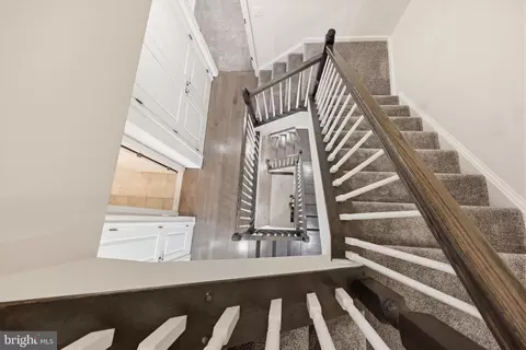 Entry Way - 1004 Lindley Rd, Frederick, MD 21701 photo 8 of 10