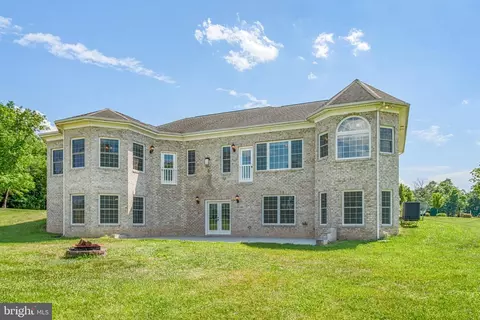 Exterior - 7147 Linganore Rd, Frederick, MD 21701 photo 4 of 5