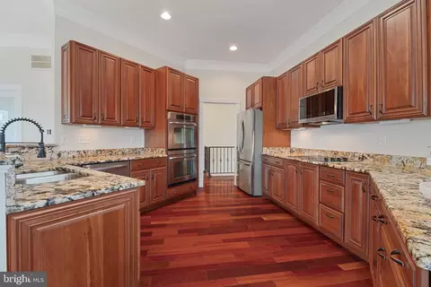Kitchen - 7147 Linganore Rd, Frederick, MD 21701 photo 3 of 4