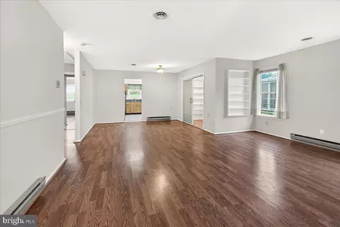 Living - 5790 Box Elder Ct, Frederick, MD 21703 photo 6 of 17