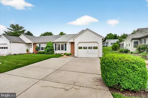 Exterior - 5790 Box Elder Ct, Frederick, MD 21703 photo 5 of 21