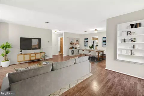 Living - 5790 Box Elder Ct, Frederick, MD 21703 photo 12 of 17