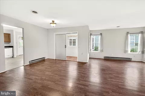 Living - 5790 Box Elder Ct, Frederick, MD 21703 photo 9 of 17