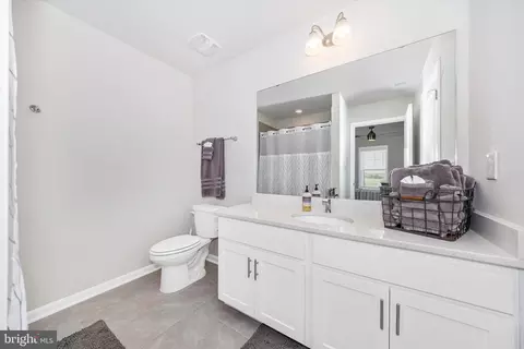 Entry Way - 700 Bond St, Frederick, MD 21701 photo 10 of 12