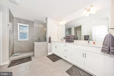 Bath - 700 Bond St, Frederick, MD 21701 photo 1 of 2