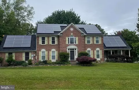 5331 Wye Creek Dr, Frederick, MD 21703