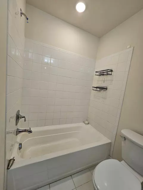 Bath - 414 Waverley, Frederick, MD 21702 photo 6 of 6