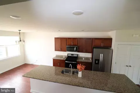 Entry Way - 414 Waverley, Frederick, MD 21702 photo 3 of 8