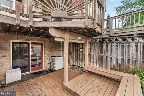 Exterior - 8241 Waterside Ct, Frederick, MD 21701 photo 6 of 12