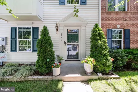 2047 Spring Run Cir, Frederick, MD 21702