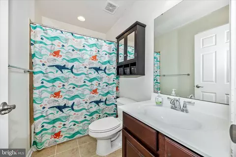 Bath - 2047 Spring Run Cir, Frederick, MD 21702 photo 4 of 4