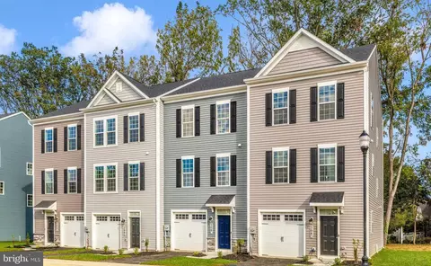 308 Baughmans Ln # D, Frederick, MD 21702