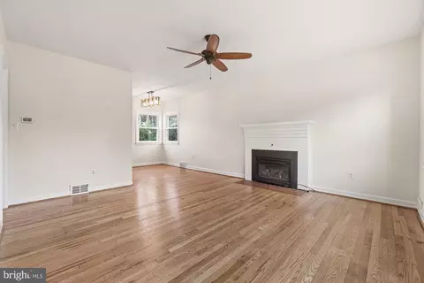 Living - 607 Grant Pl, Frederick, MD 21702 photo 3 of 5