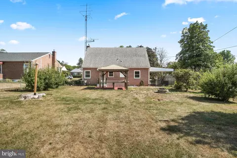 Exterior - 607 Grant Pl, Frederick, MD 21702 photo 9 of 9