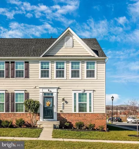 4798 Hiteshow Dr, Frederick, MD 21703