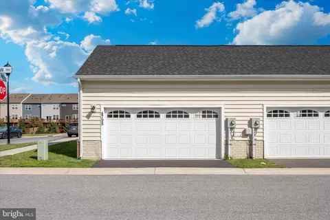 Exterior - 4798 Hiteshow Dr, Frederick, MD 21703 photo 9 of 17