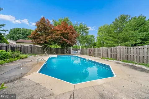 Exterior - 7993 Pleasant Ct, Frederick, MD 21701 photo 9 of 26