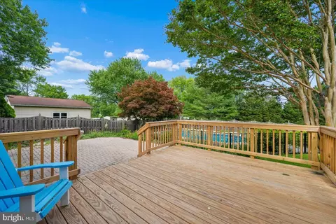 Exterior - 7993 Pleasant Ct, Frederick, MD 21701 photo 7 of 26