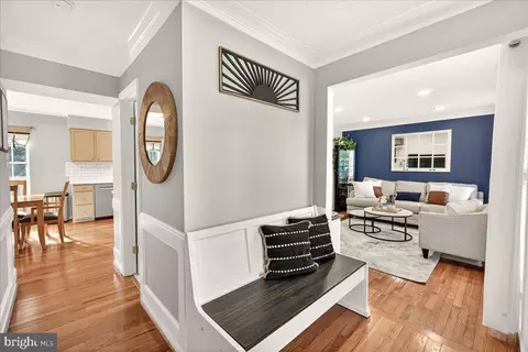 Entry Way - 701 Angelwing Ln, Frederick, MD 21703 photo 3 of 7