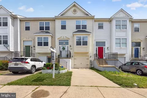7135 Collinsworth Pl, Frederick, MD 21703