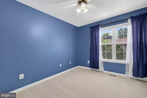 Bedroom - 7135 Collinsworth Pl, Frederick, MD 21703 photo 4 of 4