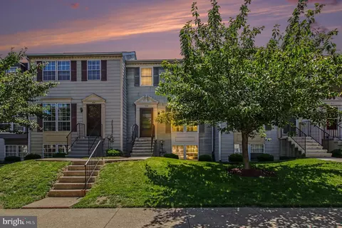 406 Terry Ct #B-4, Frederick, MD 21701