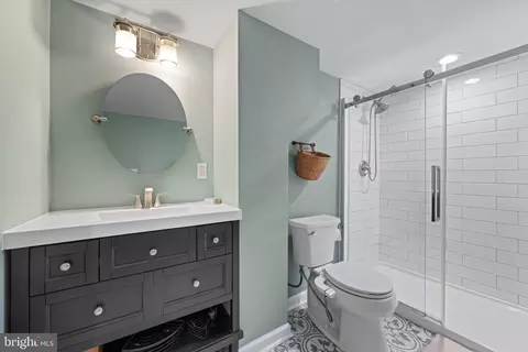 Bath - 8730 Mapleville, Mount Airy, MD 21771 photo 4 of 8