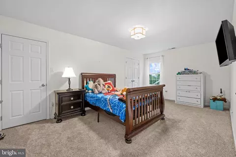 Bedroom - 8730 Mapleville, Mount Airy, MD 21771 photo 5 of 8
