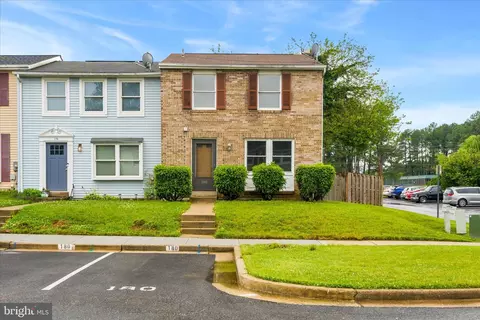 180 Fairfield Dr, Frederick, MD 21702