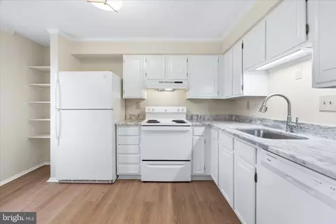 Kitchen - 180 Fairfield Dr, Frederick, MD 21702 photo 1 of 6