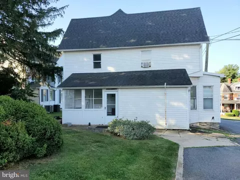 Exterior - 33 E Main St, Middletown, MD 21769 photo 3 of 4