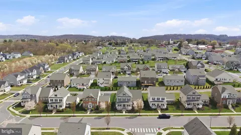 View/Area - 4709 Puller Dr, Jefferson, MD 21755 photo 6 of 10