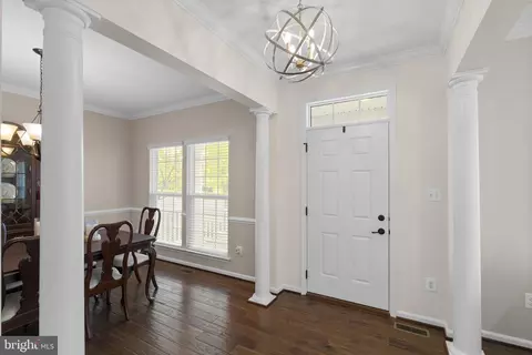 Entry Way - 4709 Puller Dr, Jefferson, MD 21755 photo 2 of 11