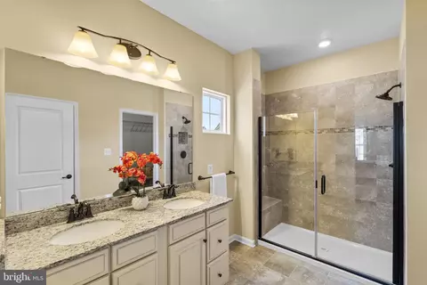 Entry Way - 4709 Puller Dr, Jefferson, MD 21755 photo 11 of 11