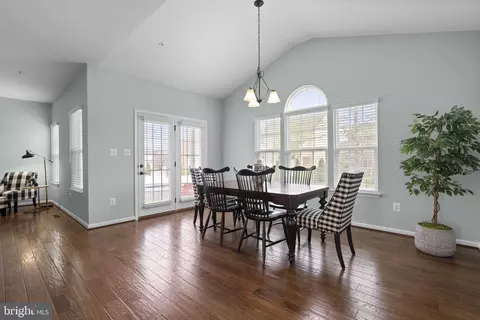 Dining - 4709 Puller Dr, Jefferson, MD 21755 photo 4 of 5