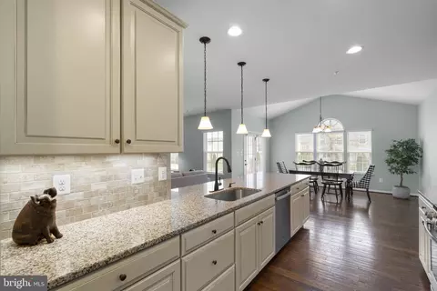 Kitchen - 4709 Puller Dr, Jefferson, MD 21755 photo 1 of 2