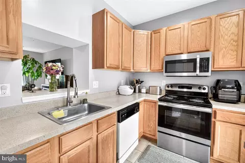 Kitchen - 1506 Rambling Way N, Frederick, MD 21701 photo 3 of 4