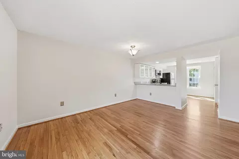 Living - 1478 Dockside Ct, Frederick, MD 21701 photo 2 of 7