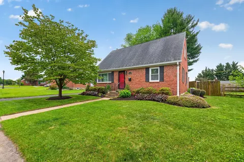 Exterior - 1002 Wilson Pl, Frederick, MD 21702 photo 2 of 7