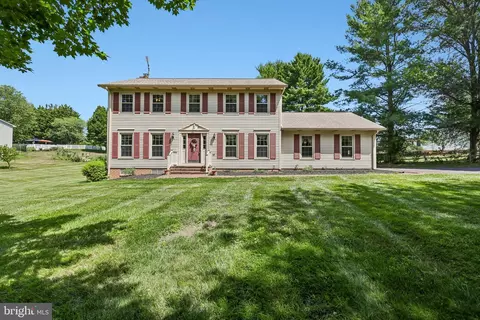 Exterior - 4108 Spring View Dr, Jefferson, MD 21755 photo 4 of 10
