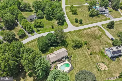 View/Area - 4108 Spring View Dr, Jefferson, MD 21755 photo 5 of 6