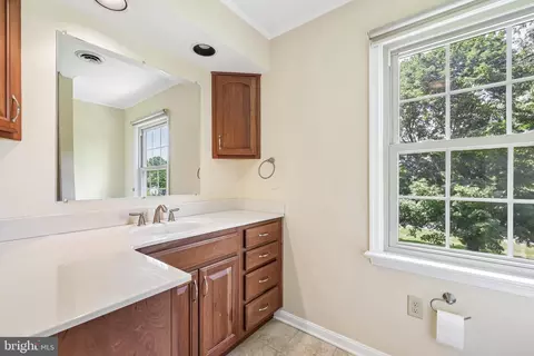 Bath - 4108 Spring View Dr, Jefferson, MD 21755 photo 2 of 4