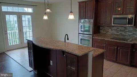 3612 Spring Hollow Ln, Frederick, MD 21704