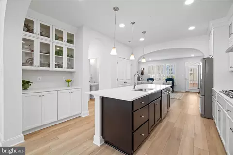 Entry Way - 1120 Holden Rd, Frederick, MD 21701 photo 1 of 11