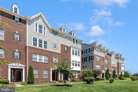 Exterior - 669 E B E Church St, Frederick, MD 21701 photo 5 of 10