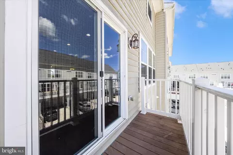 Exterior - 669 E B E Church St, Frederick, MD 21701 photo 4 of 10